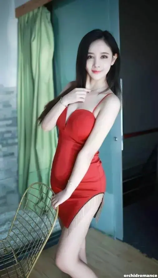 Jinyi Profile image 3