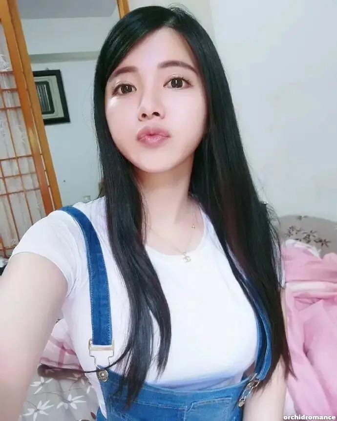 Chanakan Profile image 1