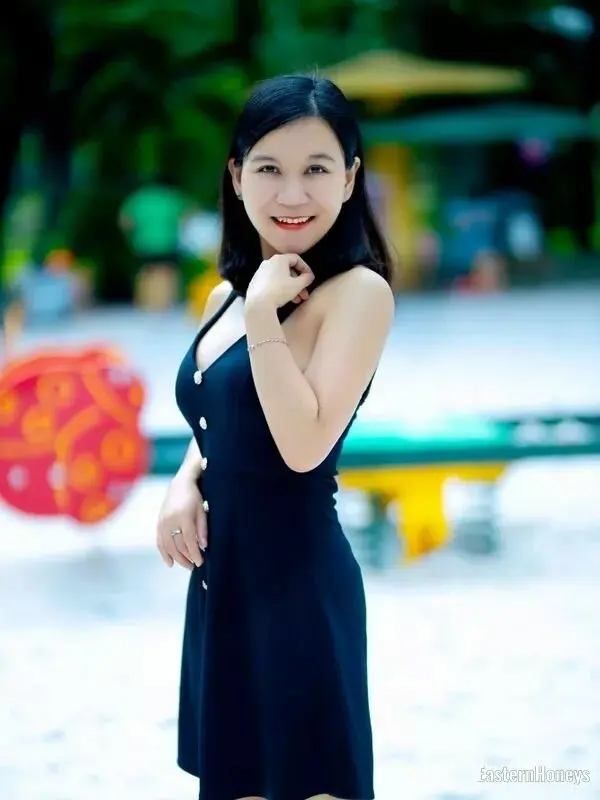 Linda Profile image 2