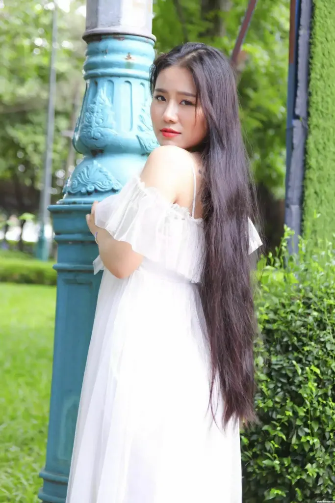Mary Profile image 1