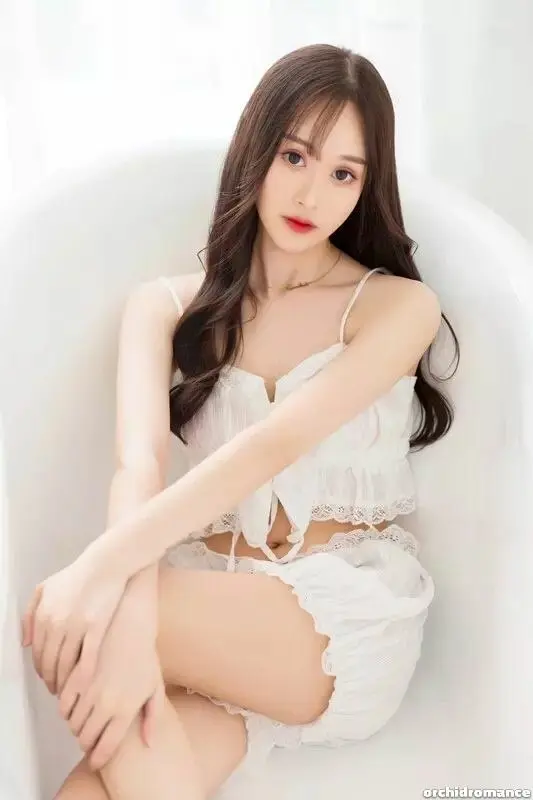 Xiujuan Profile image 2