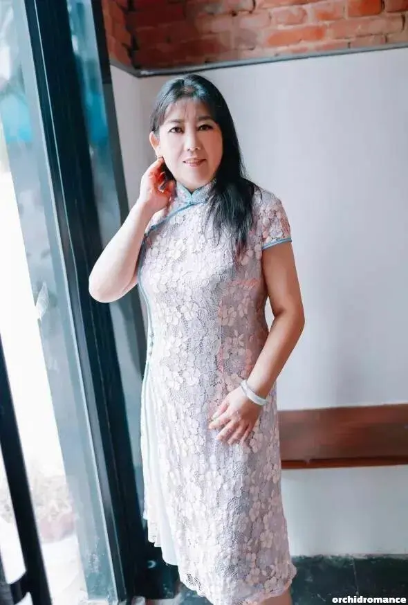 Mingqian Profile image 4
